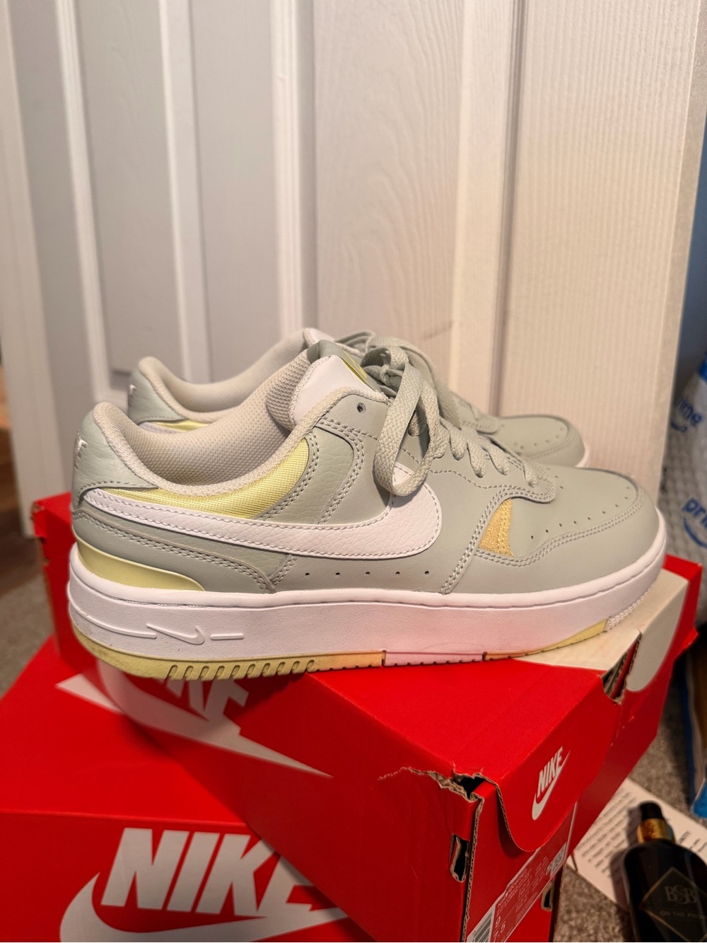 Nike Low-Top Sneakers in Light Gray, White & Pale Yellow